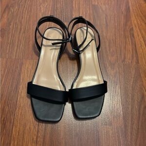 A New Day Black Sandals Sz 7